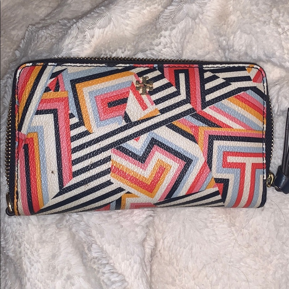 Tory Burch wallet